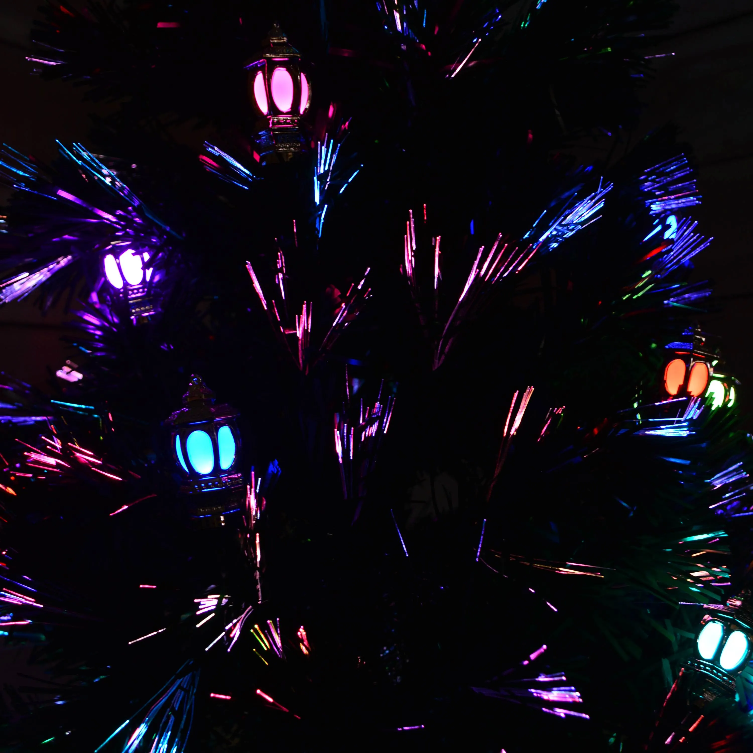 120cm 4ft Indoor Fibre Optic Victoriana Christmas Tree with Multi Coloured LEDs