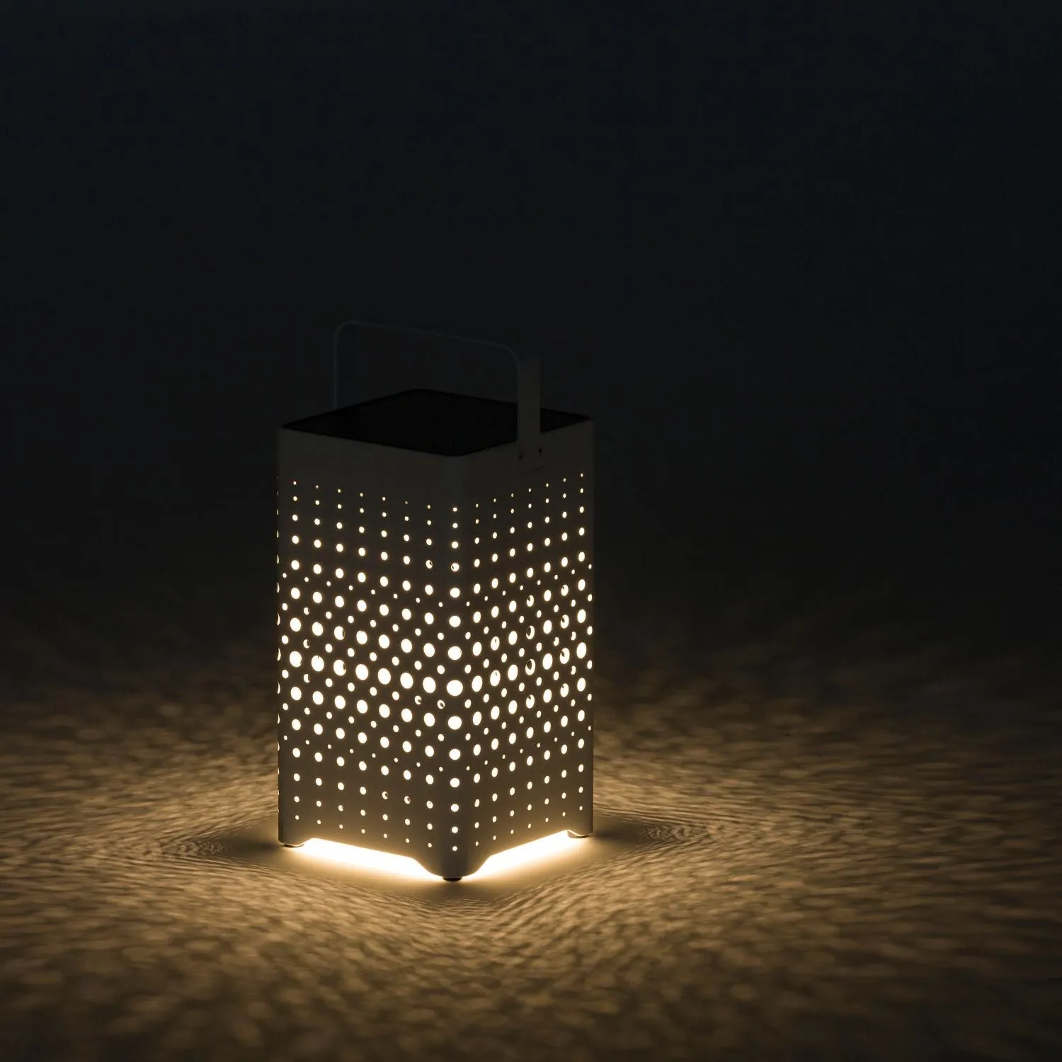 Beams Sand Solar Outdoor Lamp