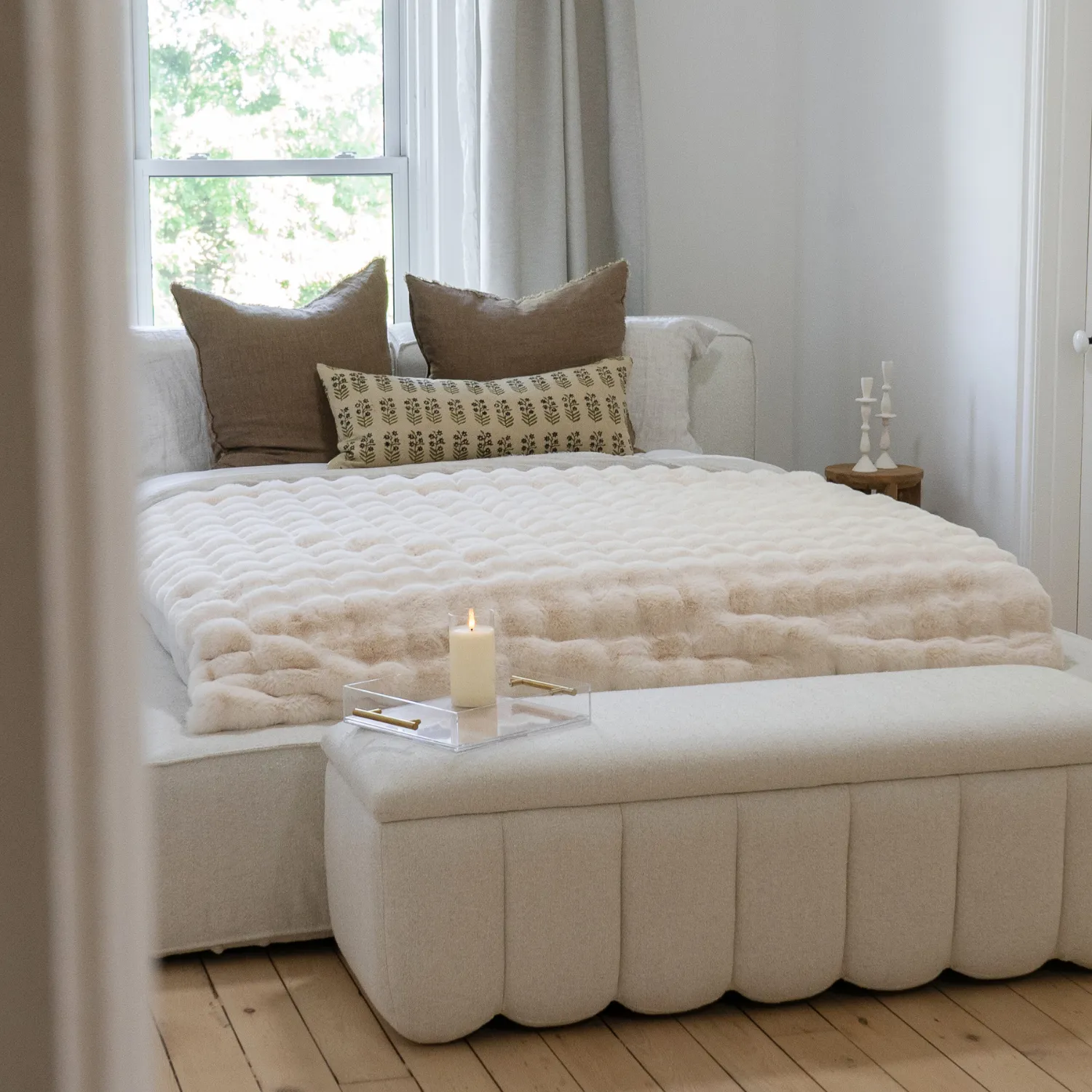 Brant Mellow Ivory Storage Bench