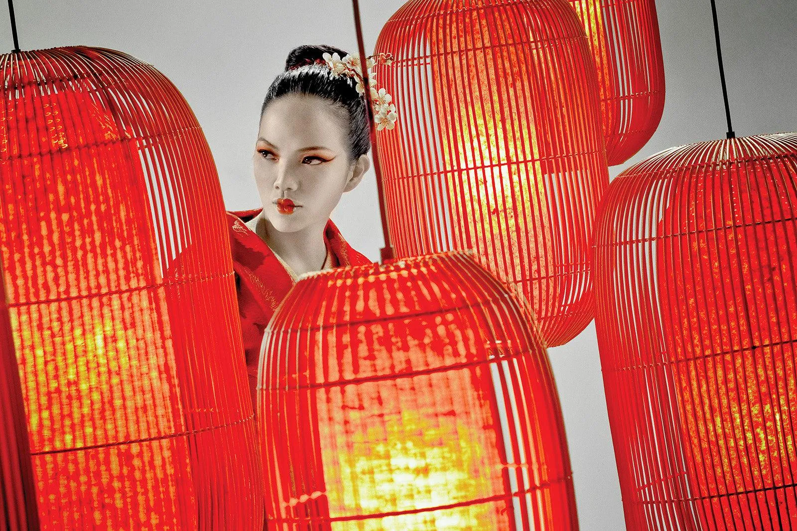 GEISHA TABLE LAMP