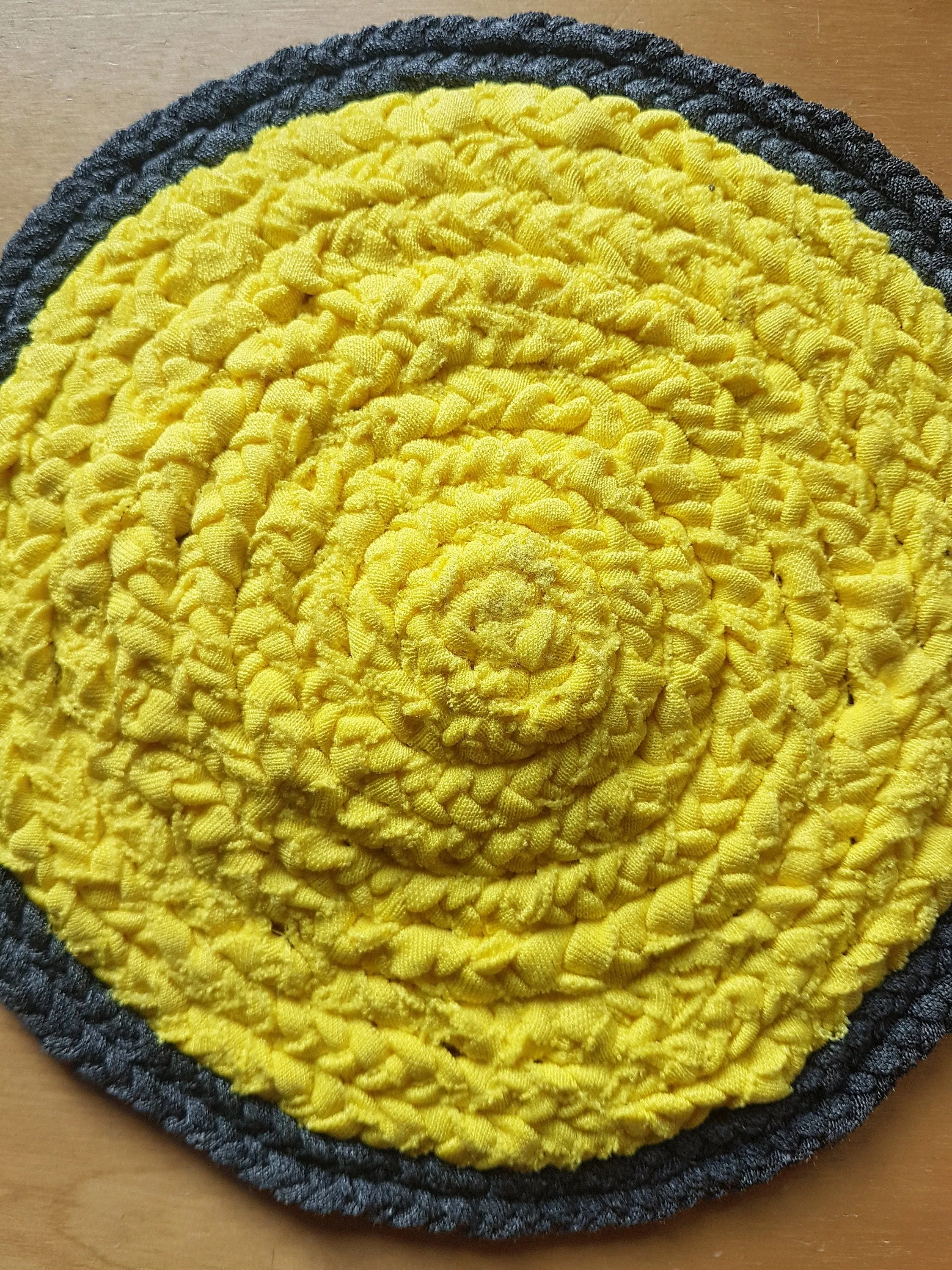 Handmade Round Coaster Yellow Grey