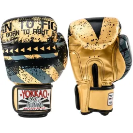 HUSTLE GOLD/BLACK MUAY THAI GLOVES