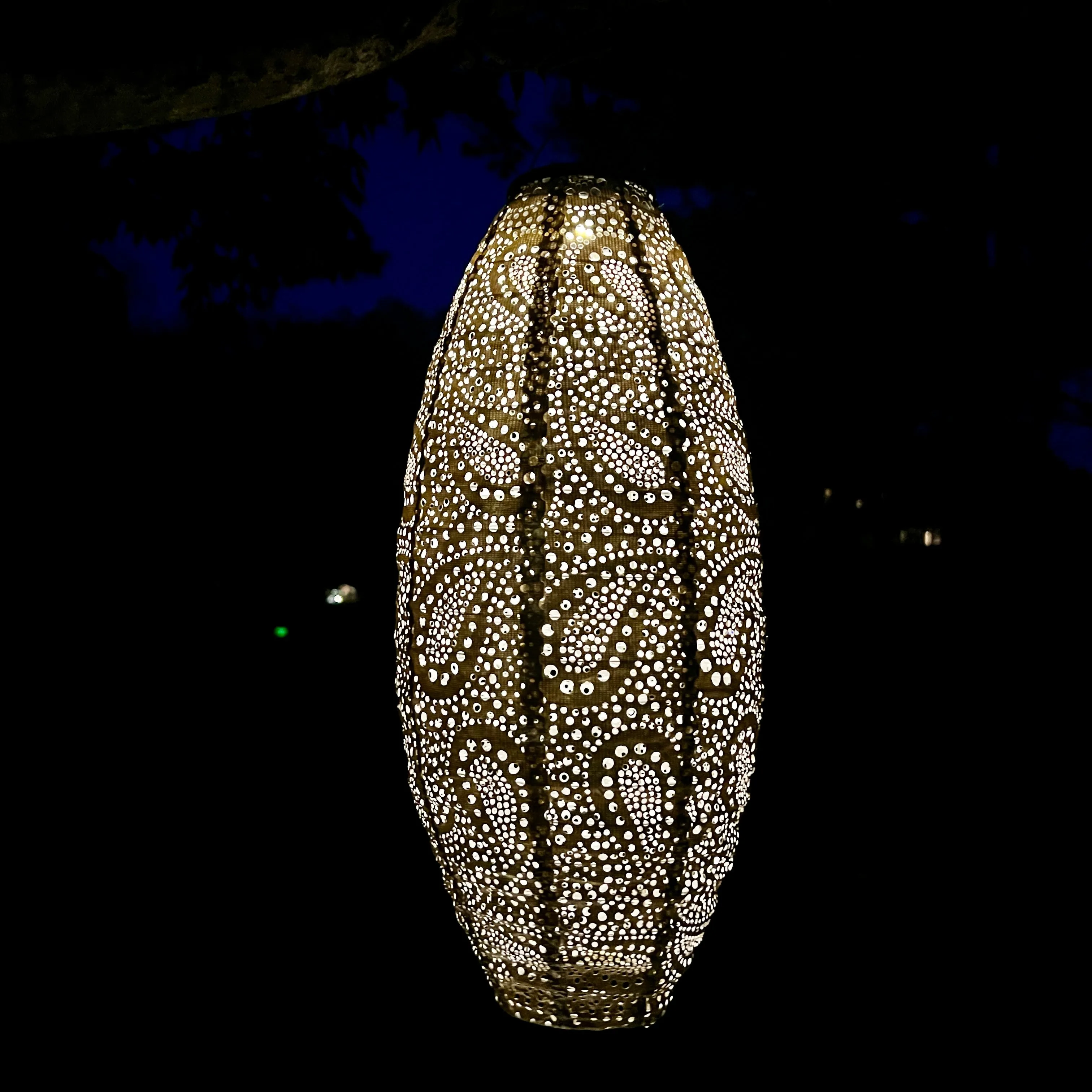 LUMIZ Battery Powered LED Long Oval Lantern