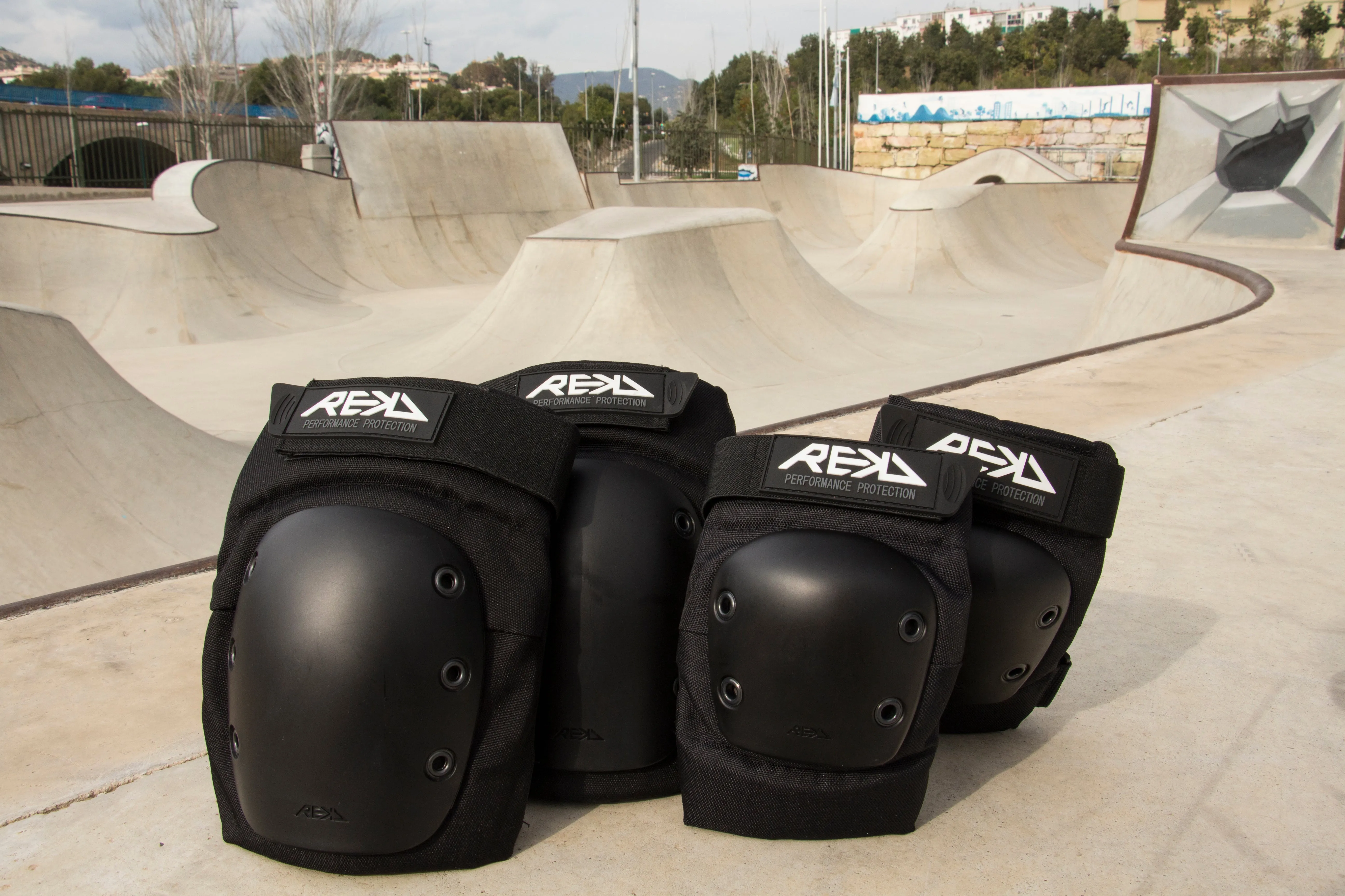 REKD Ramp Knee Pads