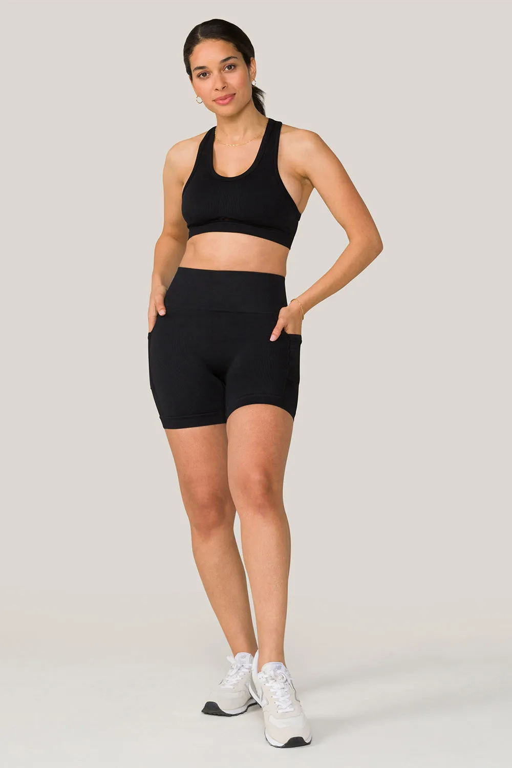 Seamless Pocket Short