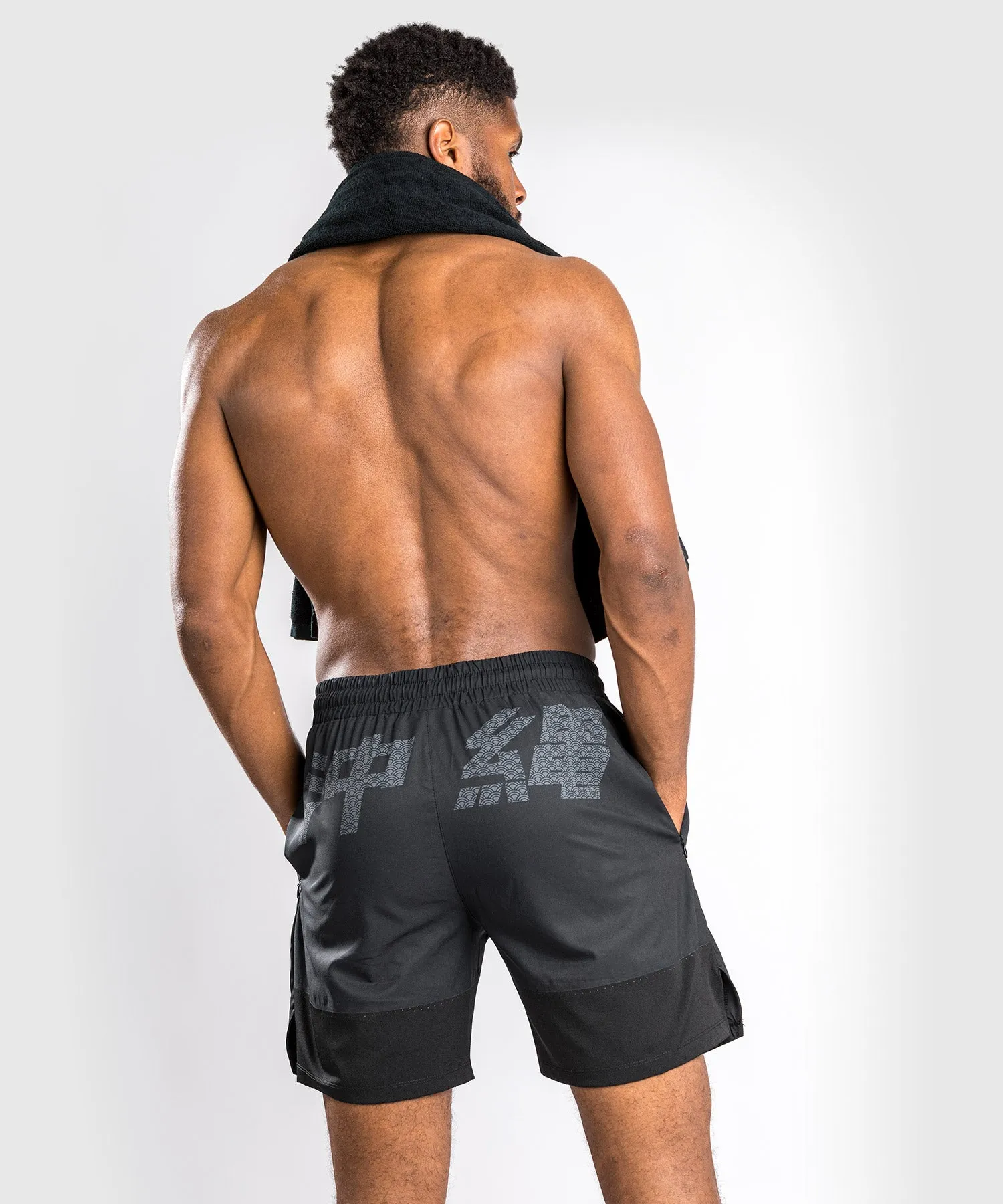 Short deportivo Venum Okinawa 3.0 - Negro/Rojo